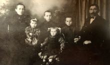 Trianon 100
