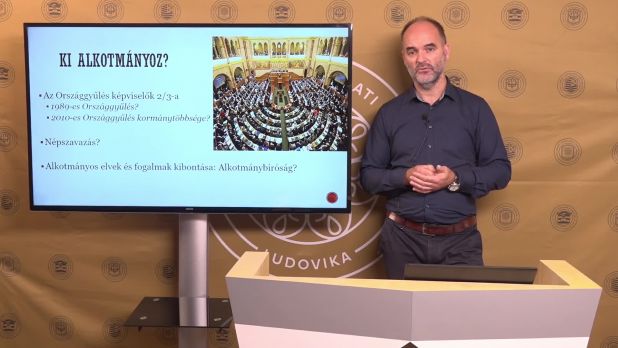 06. A magyar Alkotmány 1989-től 2012-ig 
